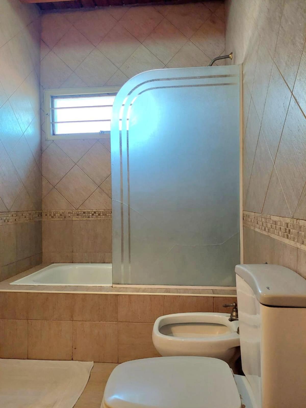 Homestay Con Bano Privado Y Estacionamiento *